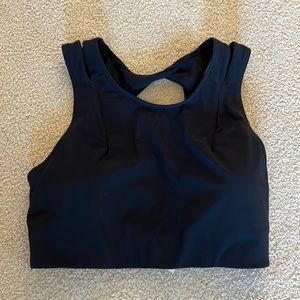 Lululemon bra top. Black, size 6.